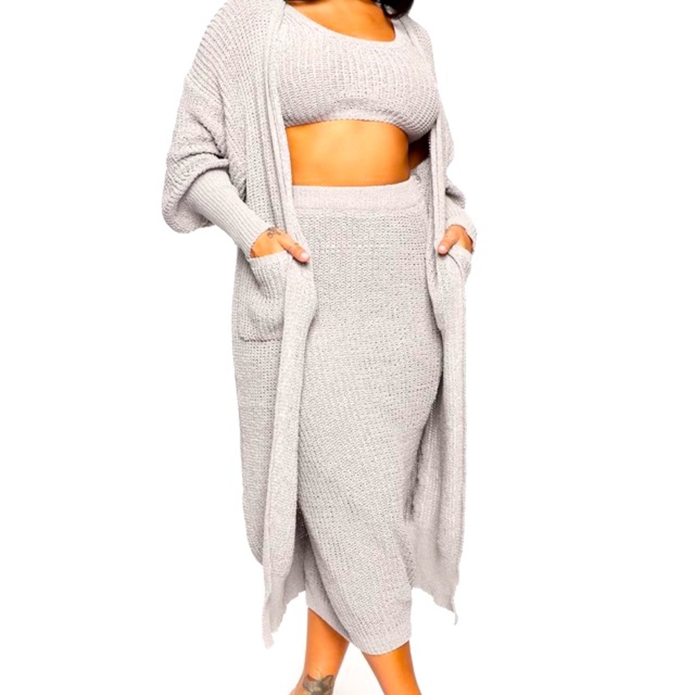 Fashion nova 3 piece sweater skirt set. NWT